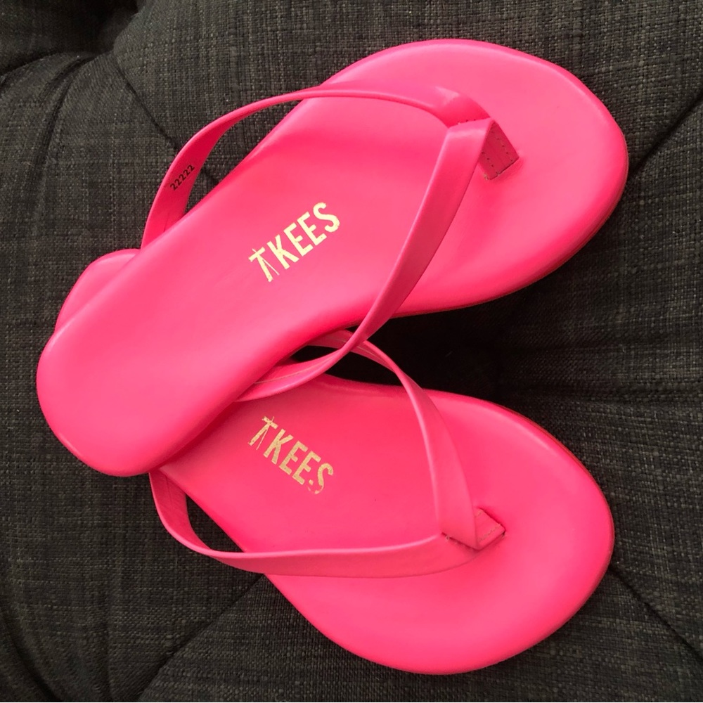 New in bag Toddler 7/8 Pink Tkees Sandals